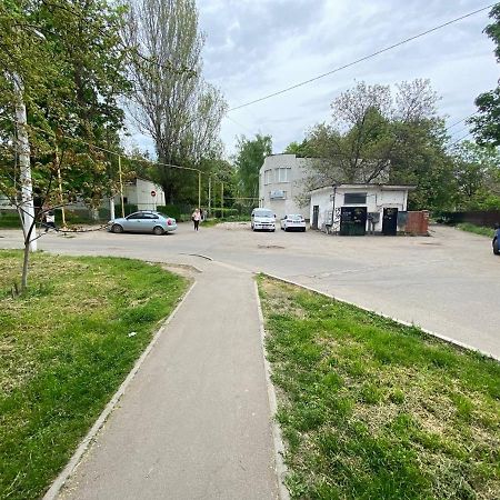 Шикарнейшие Апартаменты Chornomorsk Exterior photo
